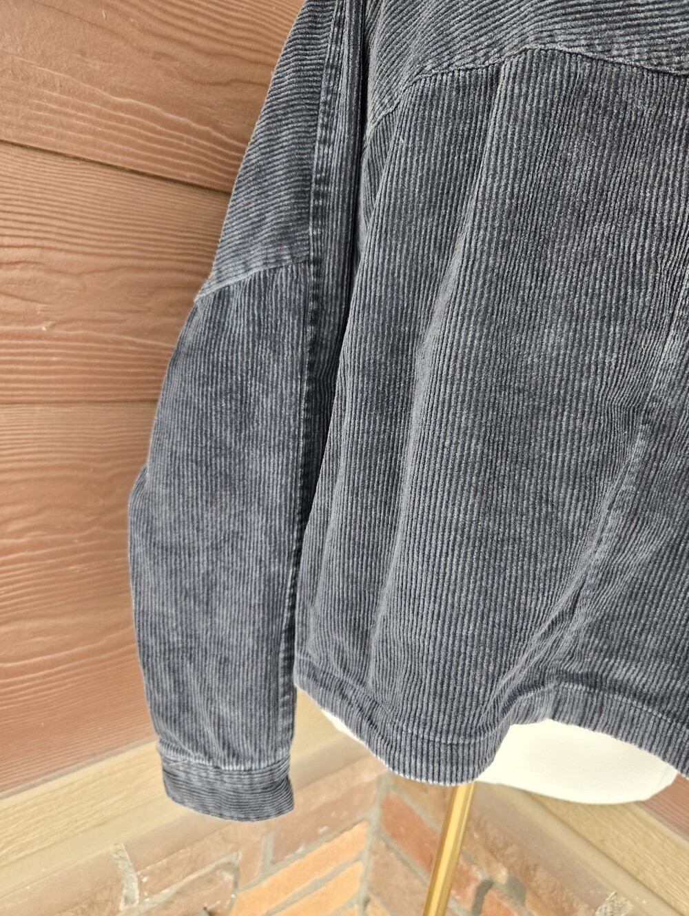 Forever 21 Size Large Corduroy Cropped Button-Up Shirt Jacket Shacket NWOT - Picture 13 of 16